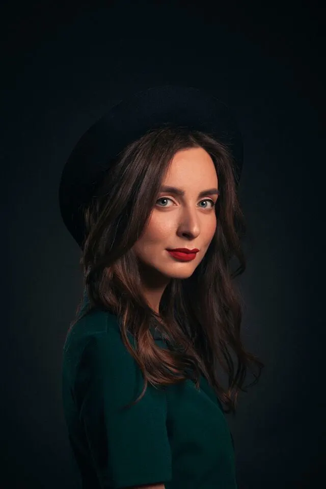 alt portrait
