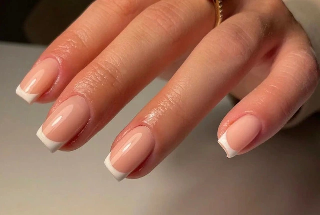 French Tips illustration
